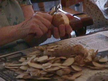 Peeling pasty  potatoes