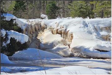 O Kun de Kun Falls